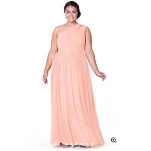 Beautiful Azazie one should dress